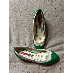 But Another InnocentTale Green and White Wingtip Kitten Heels 7